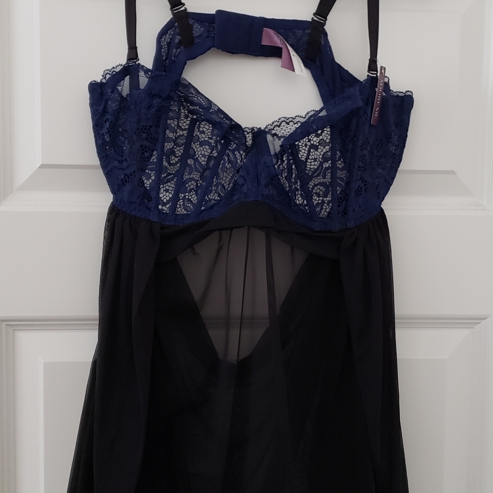 Elegant Lace Babydoll Lingerie in Navy and Black